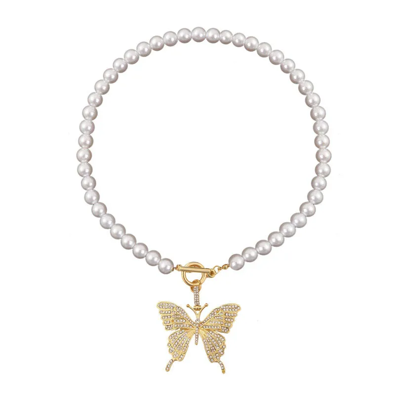 Rhinestone Butterfly Pattern Pearl Necklace